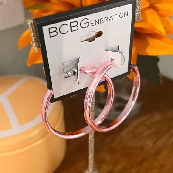 Nwe BCBG  Generation Large Pink Open Hoop Earrings #JW7 - Picture 2 of 5
